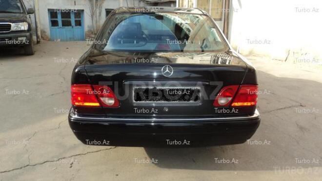 Mercedes E 240 1998, 210,000 km - 2.4 l - Bakı