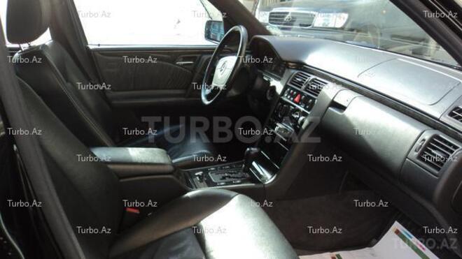 Mercedes E 240 1998, 210,000 km - 2.4 l - Bakı