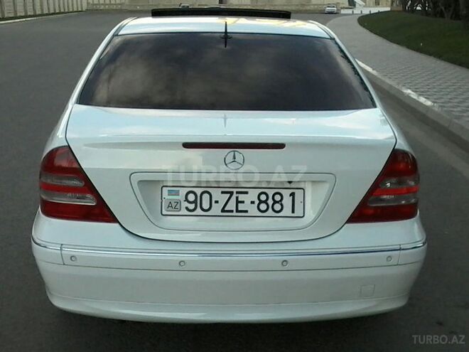 Mercedes C 240 2000, 232,000 km - 2.6 l - Bakı