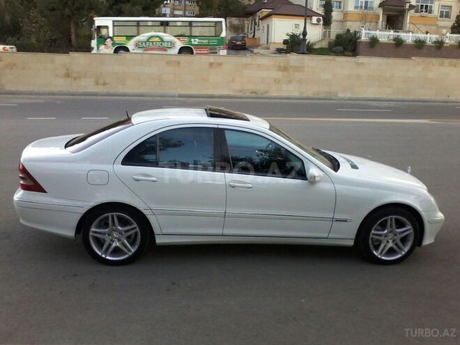 Mercedes C 240 2000, 232,000 km - 2.6 l - Bakı
