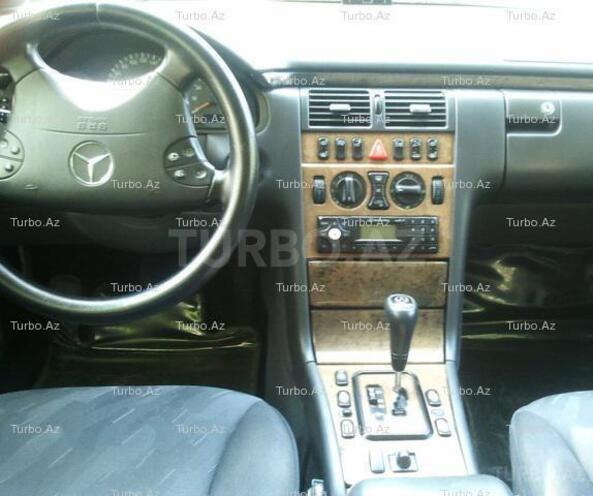 Mercedes E 240 1999, 158,106 km - 2.4 l - Bakı