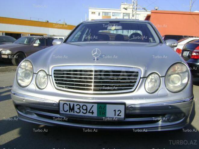 Mercedes E 270 2003, 176,000 km - 2.7 l - Bakı