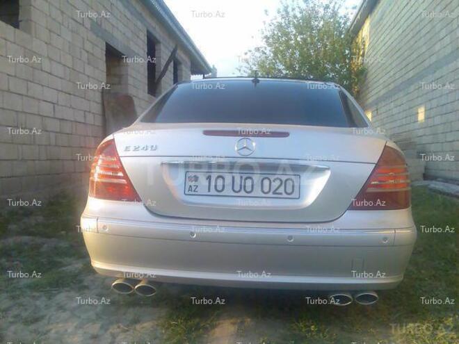 Mercedes E 240 2002, 70,000 km - 2.4 l - Bakı