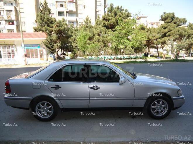 Mercedes C 200 1995, 260,000 km - 2.0 л - Bakı