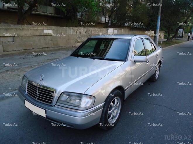 Mercedes C 200 1995, 260,000 km - 2.0 л - Bakı