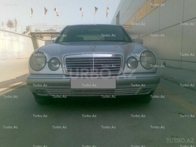 Mercedes E 240 1998, 190,000 km - 2.4 л - Bakı