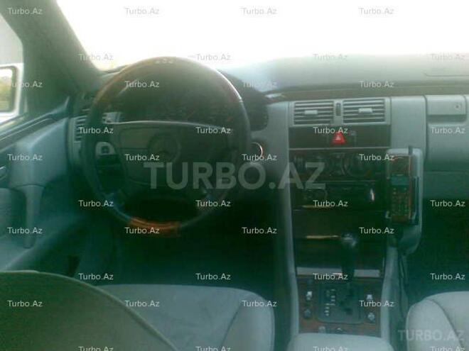 Mercedes E 240 1998, 190,000 km - 2.4 л - Bakı