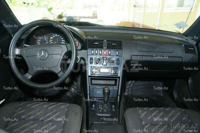 Mercedes C 220 1999, 290,000 km - 2.2 л - Bakı