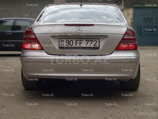 Mercedes E 320 2002, 175,000 km - 3.2 l - Bakı
