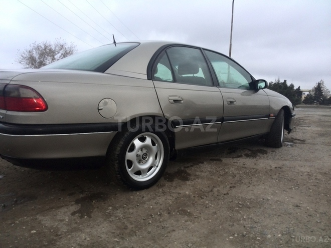 Opel Omega 1998, 222,000 km - 2.0 l - Sumqayıt