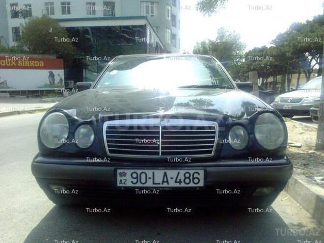 Mercedes E 240 1998, 220,000 km - 2.4 l - Bakı
