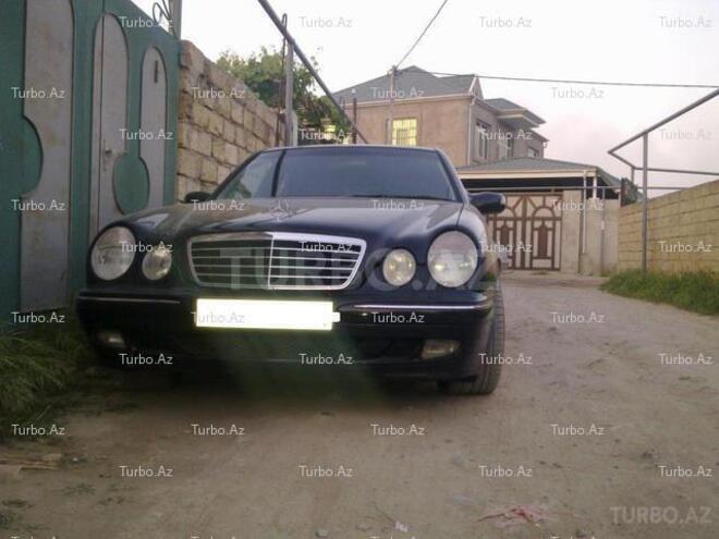Mercedes E 240 2001, 160,000 km - 2.4 l - Bakı