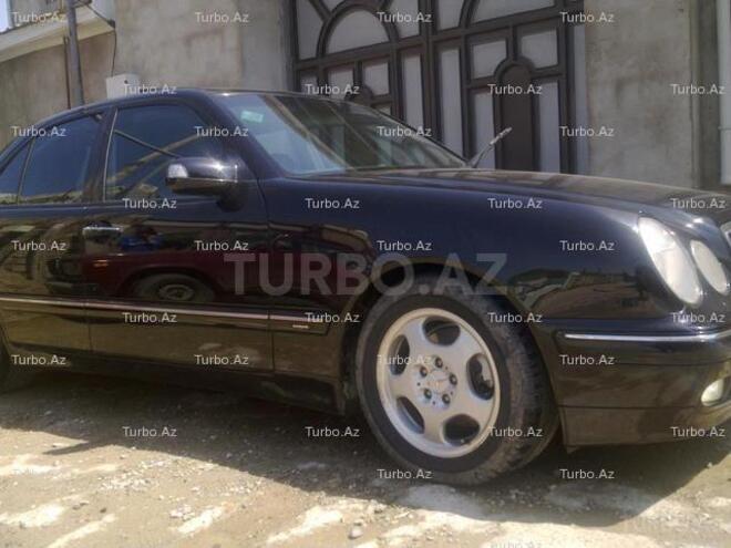 Mercedes E 240 2001, 160,000 km - 2.4 l - Bakı