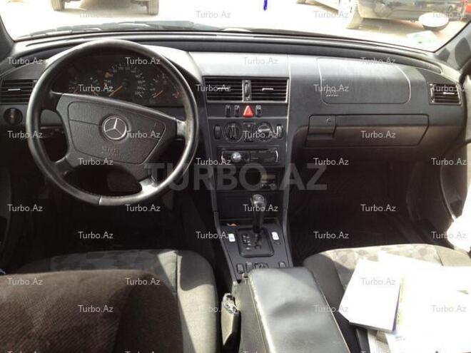Mercedes C 220 2000, 190,000 km - 2.3 l - Bakı