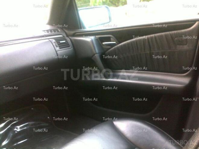 Mercedes E 200 1997, 205,000 km - 2.0 l - Bakı