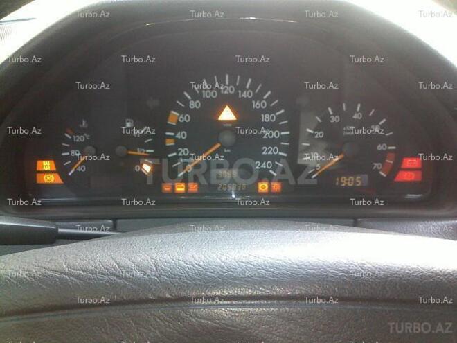 Mercedes E 200 1997, 205,000 km - 2.0 l - Bakı
