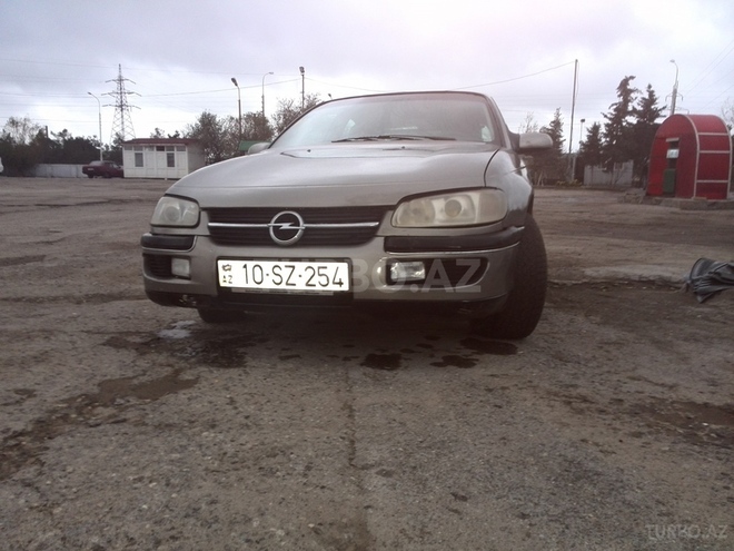 Opel Omega 1998, 222,000 km - 2.0 l - Sumqayıt