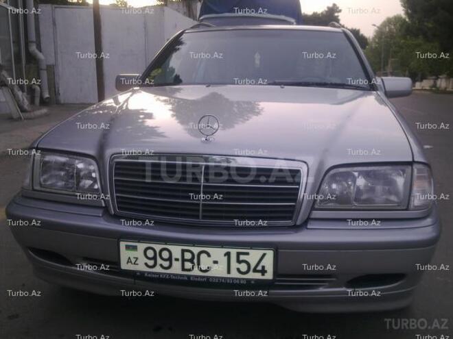 Mercedes C 220 1999, 240,000 km - 2.2 l - Bakı