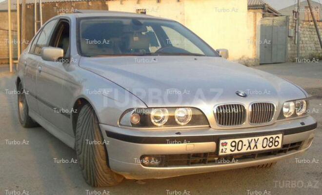 BMW 528 1999, 298,000 km - 2.8 l - Bakı
