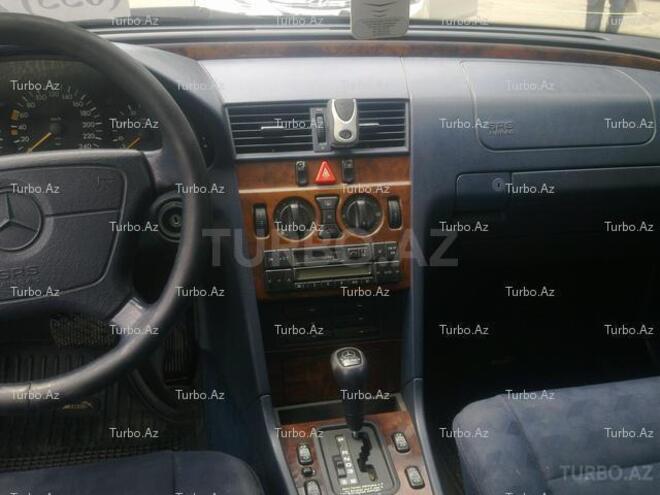 Mercedes C 200 1995, 200,000 km - 2.0 л - Bakı