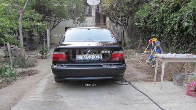 BMW 528 1998, 330,000 km - 2.8 l - Bakı