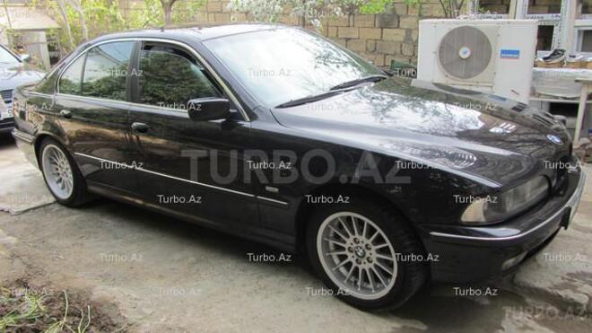 BMW 528 1998, 330,000 km - 2.8 l - Bakı