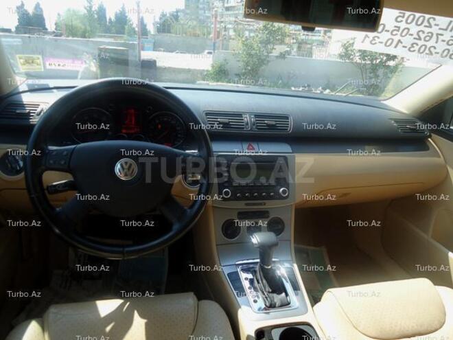 Volkswagen Passat 2005, 69,000 km - 2.0 л - Bakı
