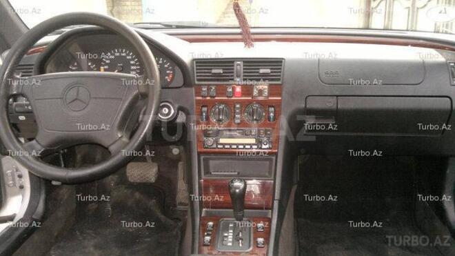 Mercedes C 220 1995, 120,000 km - 2.2 л - Bakı