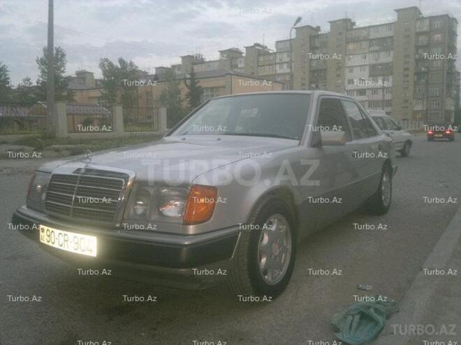 Mercedes E 200 1990, 200,000 km - 2.0 l - Bakı