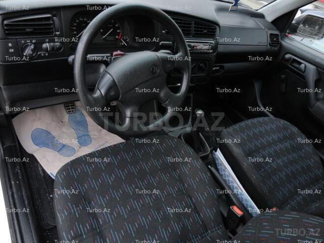 Volkswagen Golf 1997, 137,800 km - 2.0 l - Bakı