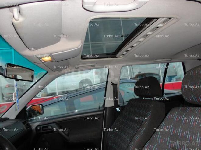 Volkswagen Golf 1997, 137,800 km - 2.0 l - Bakı