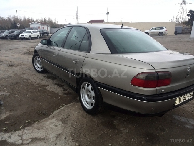 Opel Omega 1998, 222,000 km - 2.0 l - Sumqayıt