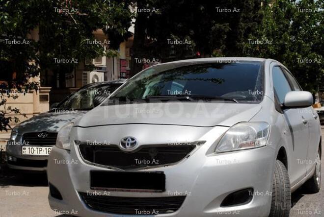 Toyota Yaris 2008, 110,000 km - 1.3 l - Bakı