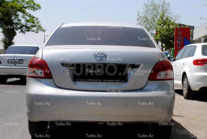 Toyota Yaris 2008, 110,000 km - 1.3 l - Bakı