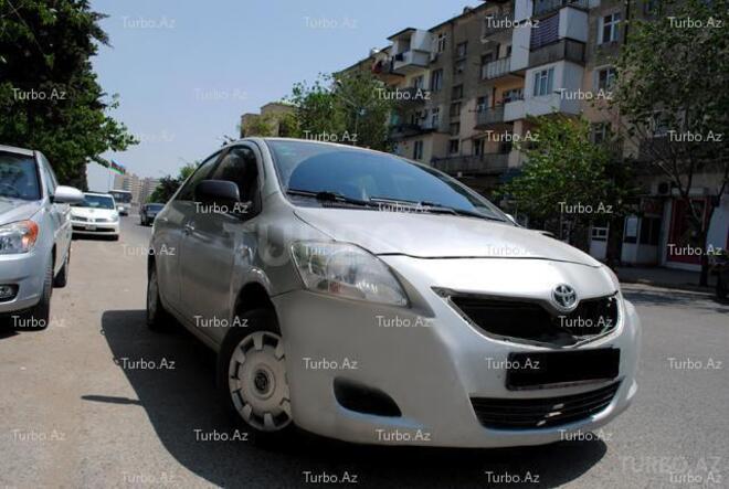 Toyota Yaris 2008, 110,000 km - 1.3 l - Bakı