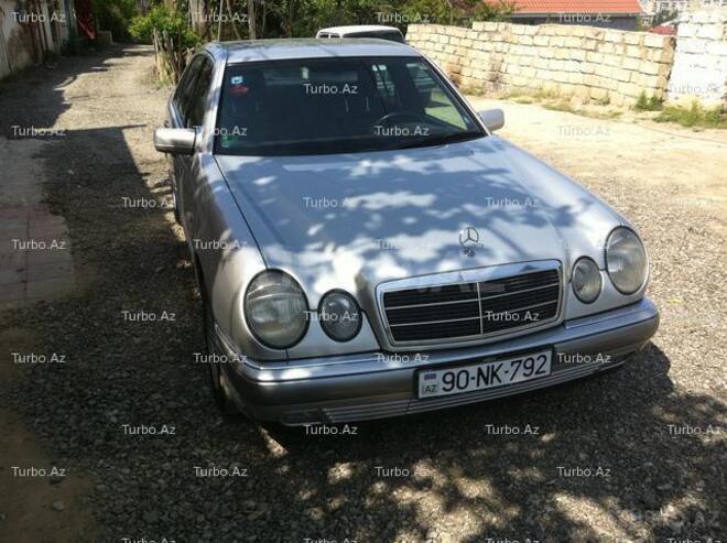 Mercedes E 240 1998, 167,000 km - 2.4 l - Bakı