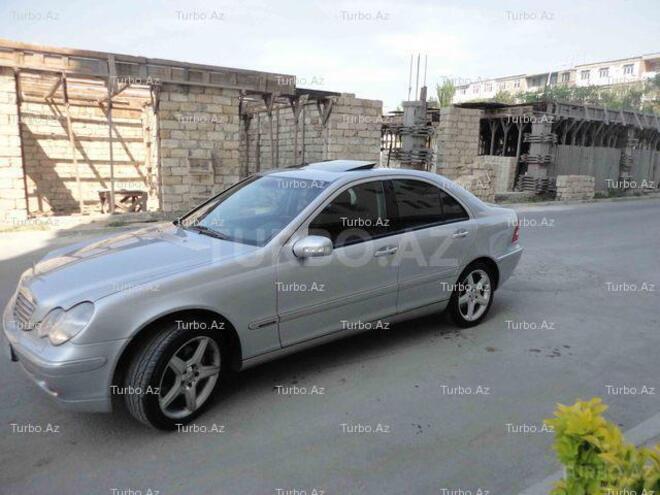 Mercedes C 240 2000, 167,000 km - 2.6 л - Bakı