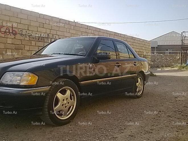 Mercedes  1999, 135,000 km - 2.3 l - Bakı