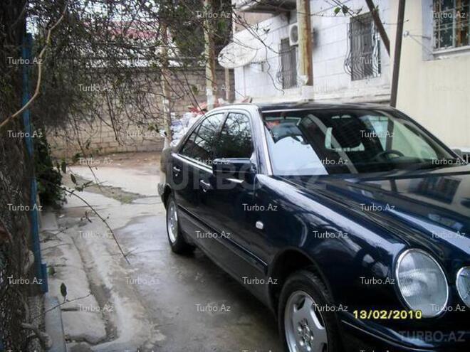 Mercedes E 230 1996, 142,000 km - 2.3 l - Bakı