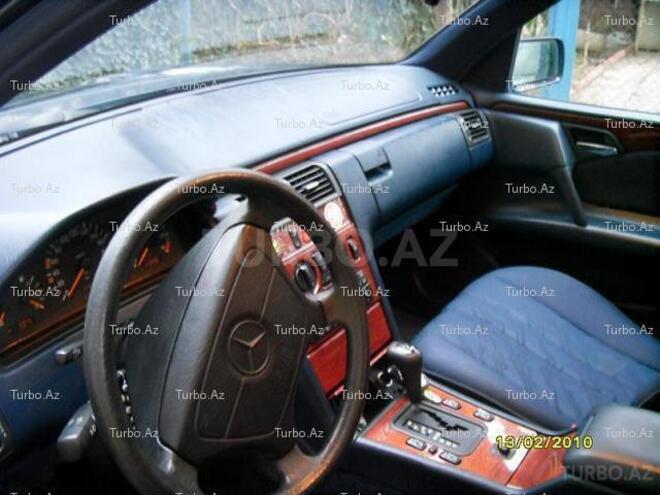 Mercedes E 230 1996, 142,000 km - 2.3 l - Bakı
