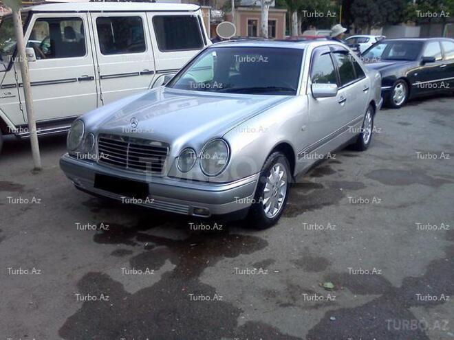 Mercedes E 230 1997, 163,000 km - 2.3 l - Bakı