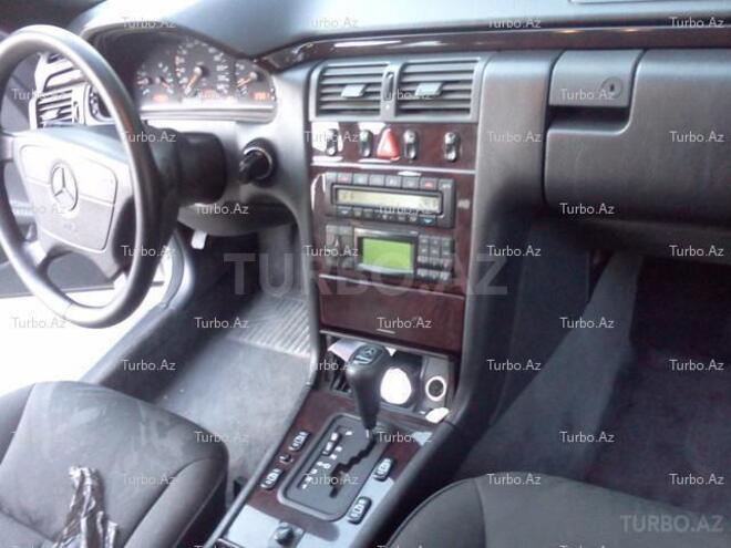 Mercedes E 230 1997, 163,000 km - 2.3 l - Bakı