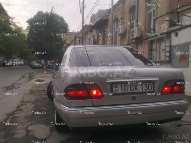 Mercedes E 300 1996, 450,000 km - 3.0 l - Bakı