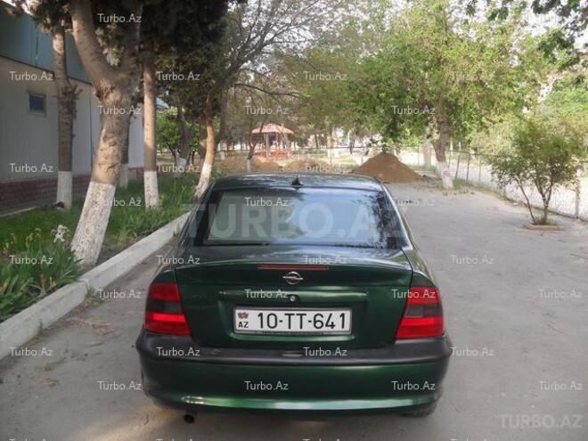 Opel Vectra 1996, 335,000 km - 2.0 l - Bakı