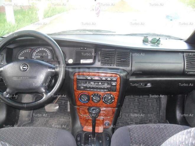 Opel Vectra 1996, 335,000 km - 2.0 l - Bakı