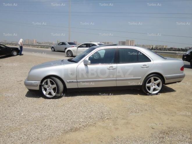 Mercedes E 230 1997, 248,000 km - 2.3 л - Bakı
