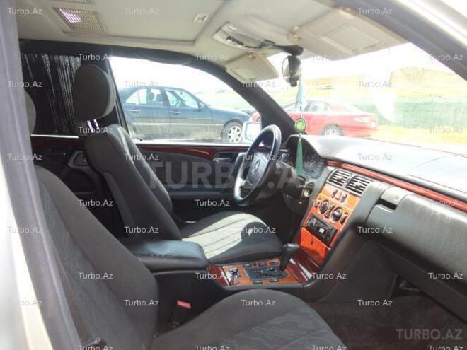 Mercedes E 230 1997, 248,000 km - 2.3 л - Bakı