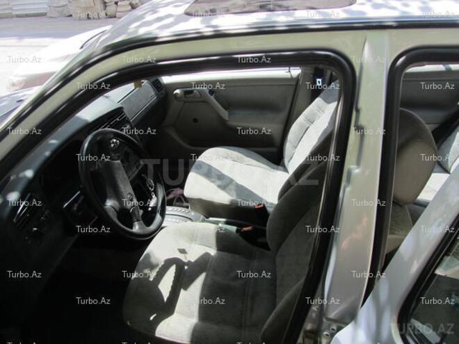 Volkswagen Golf 1996, 140,320 km - 1.8 l - Bakı