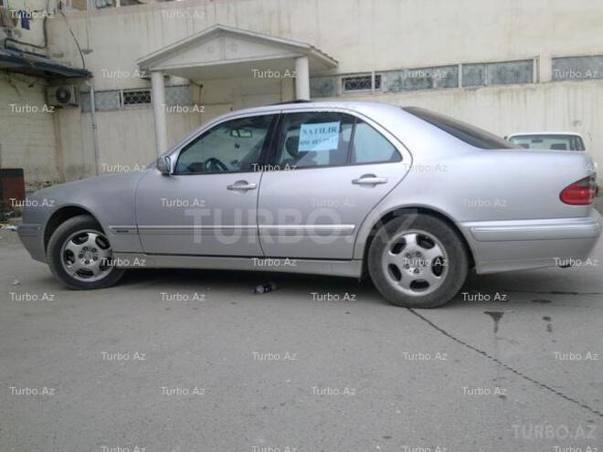 Mercedes E 280 2000, 238,000 km - 2.8 l - Bakı