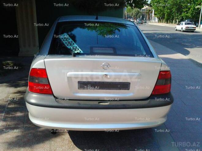 Opel Vectra 1998, 124,000 km - 1.8 l - Bakı